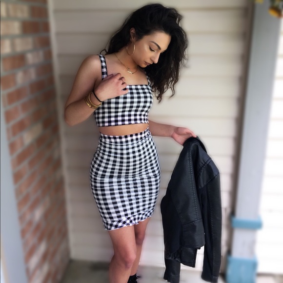 Pin-up Babe Gingham 2 Piece Set - Picture 4 of 7